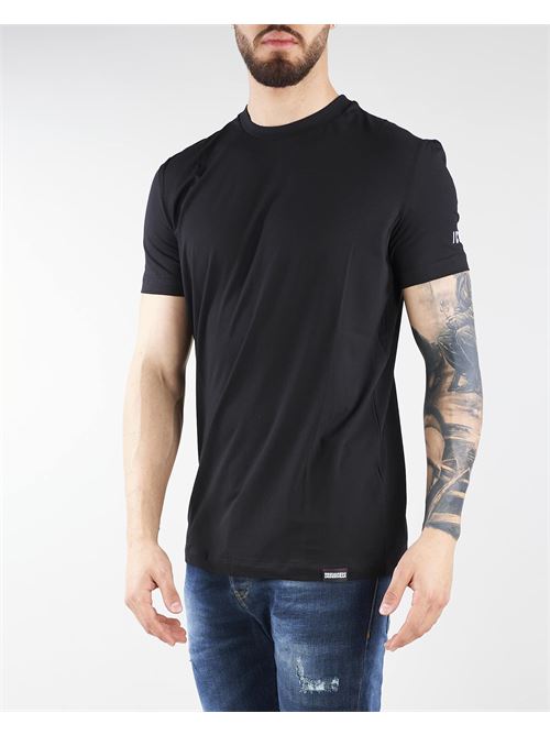 T-shirt con stampa logo sul braccio Dsquared DSQUARED | T-shirt | D9M204471
